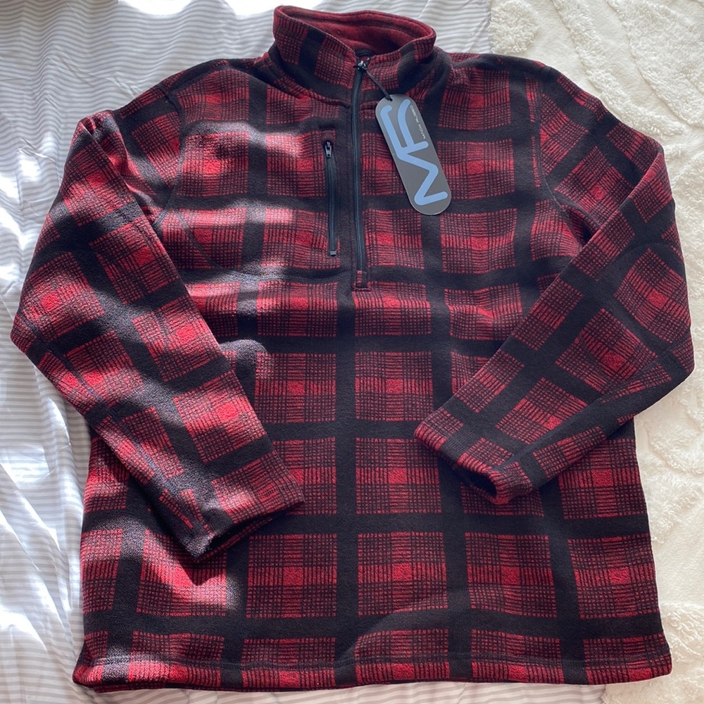 Mack Russo front zip pullover red and black